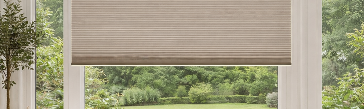 Raamdecoratie voor je veranda: zo creëer je de perfecte balans tussen zon, privacy en sfeer